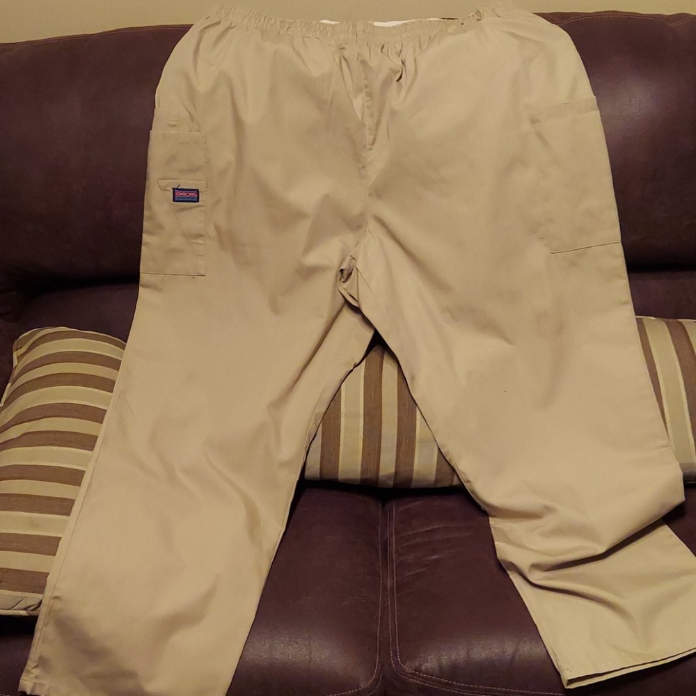 Scrub pants